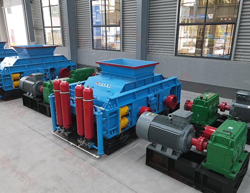 輝綠巖太硬難制砂？對輥制砂機輥皮耐磨，專破硬料產(chǎn)量穩(wěn)