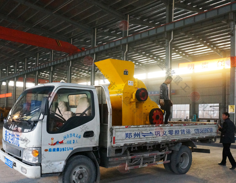建筑垃圾渣粉碎機(jī)發(fā)往云南