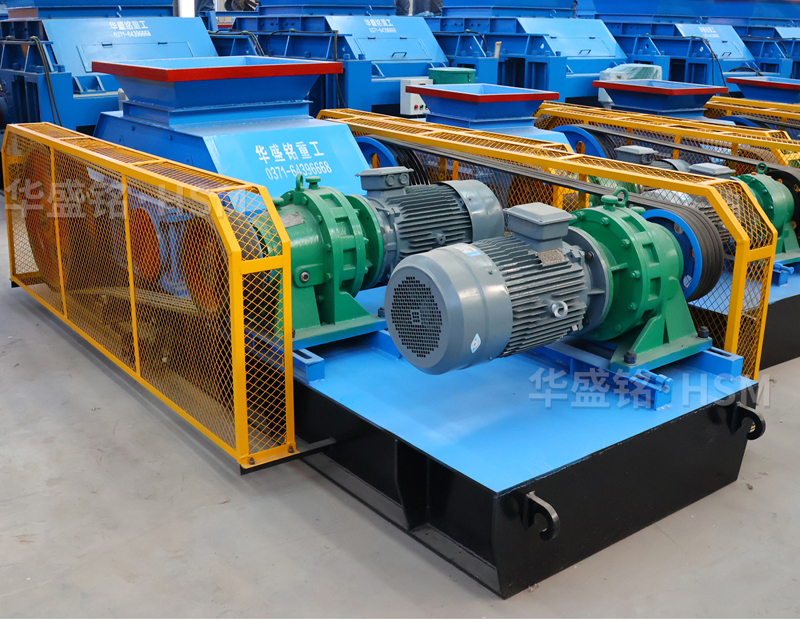 破碎石膏料用雙齒輥破碎機(jī)怎么樣？華盛銘破碎機(jī)廠家實(shí)力如何？