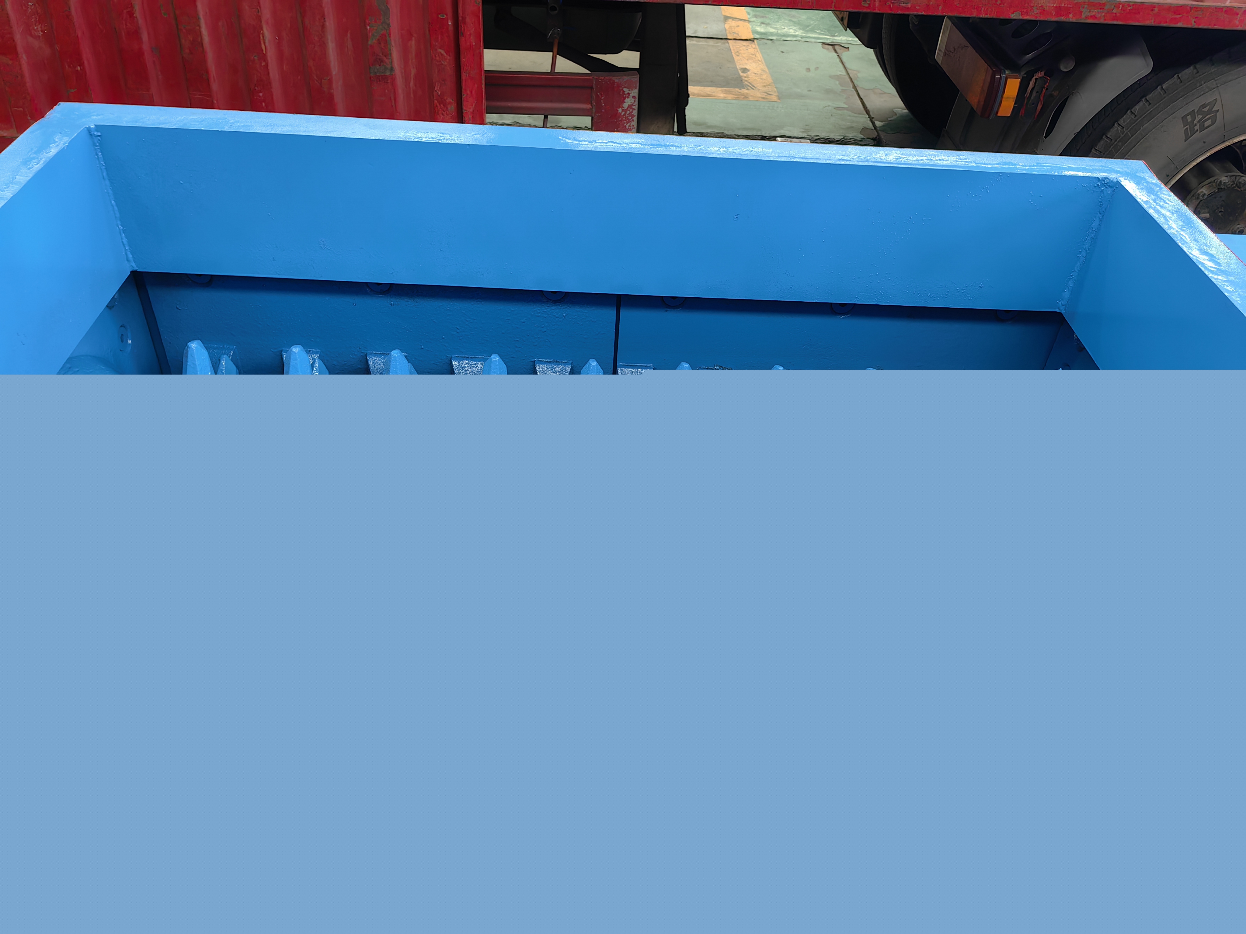 強(qiáng)力分級(jí)齒輥破碎機(jī)pg